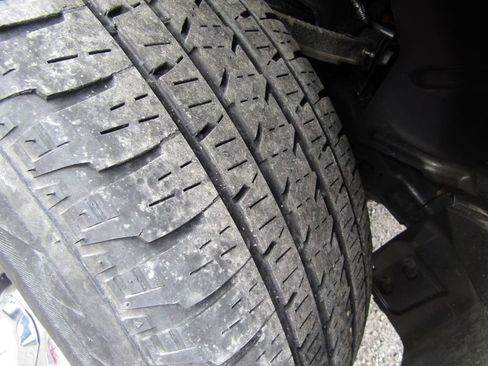 Used 2021 RAM 1500 Laramie w/ Sport Appearance Package image 10