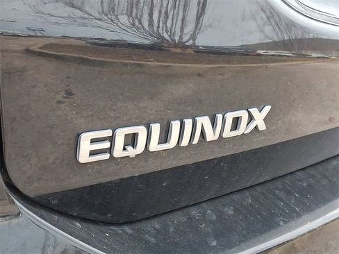 Used 2022 Chevrolet Equinox LT image 30