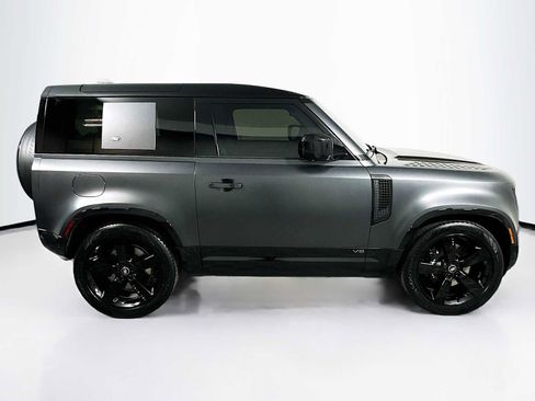 Used 2024 Land Rover Defender 90 Carpathian Edition image 8
