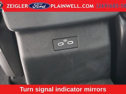 Used 2025 MAZDA CX-50 AWD 2.5 S w/ Premium Plus Pkg image 13