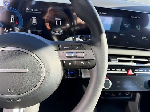 New 2026 Hyundai Tucson Blue SE image 16