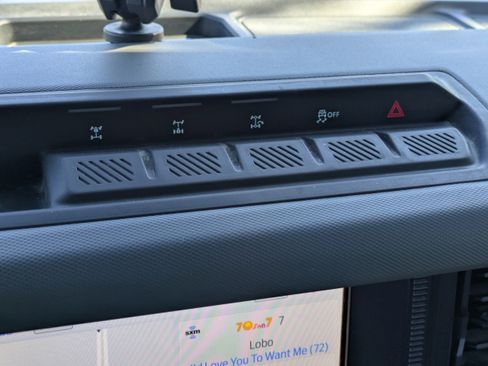 Used 2022 Ford Bronco Black Diamond w/ Sasquatch Package image 23