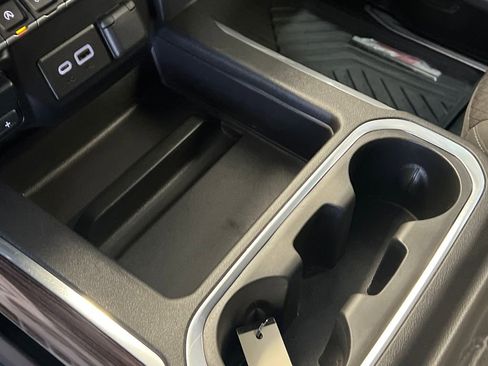 Used 2021 Chevrolet Silverado 1500 RST image 31