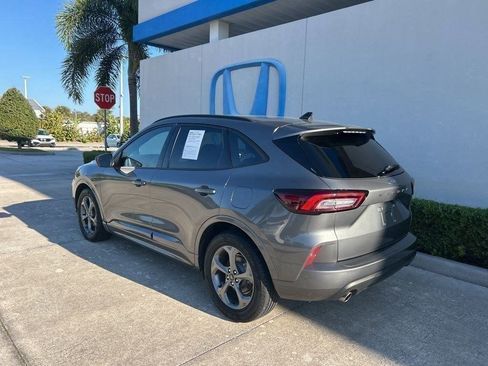 Used 2023 Ford Escape ST-Line image 6