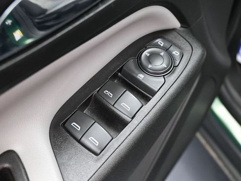 Used 2018 Chevrolet Equinox LS image 14