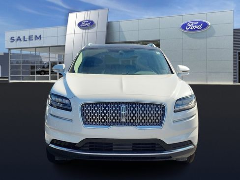 Used 2022 Lincoln Nautilus Reserve image 8