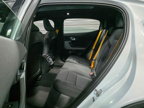 Used 2022 Polestar Polestar 2 w/ Performance Package image 15