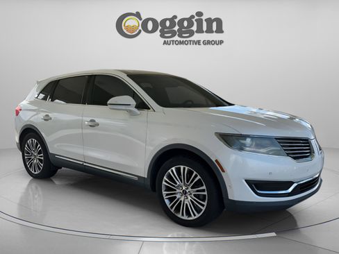 Used 2016 Lincoln MKX Reserve w/ Technology Package FWD image 7
