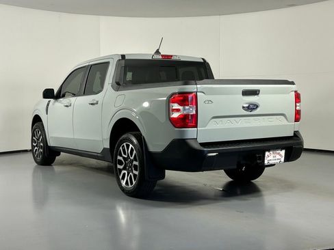 Used 2022 Ford Maverick Lariat FWD image 5