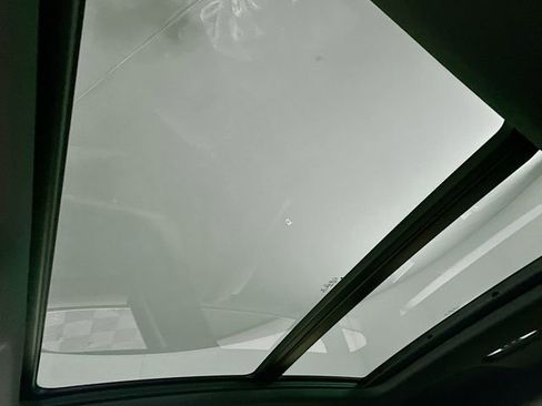 Used 2023 Audi Q3 2.0T Premium w/ Black Optic Sport Package image 22