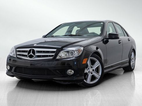 Used 2010 Mercedes-Benz C 300 4MATIC Sedan image 1