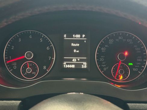 Used 2014 Volkswagen Jetta GLI image 30