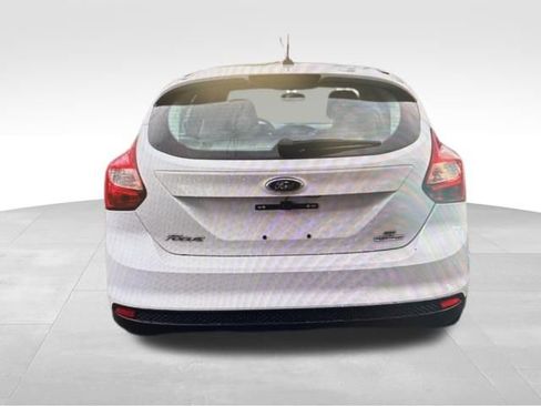 Used 2014 Ford Focus SE image 7