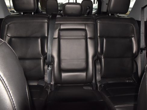 Certified 2023 Ford Explorer XLT w/ Equipment Group 202A image 21