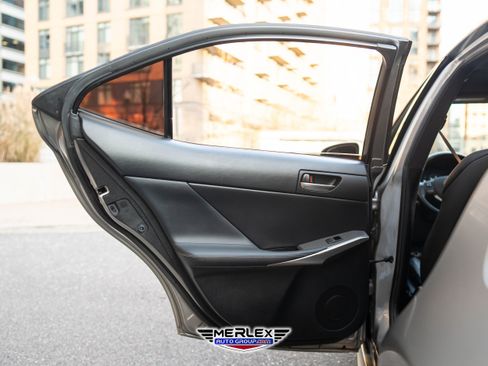 Used 2018 Lexus IS 300 F Sport image 46