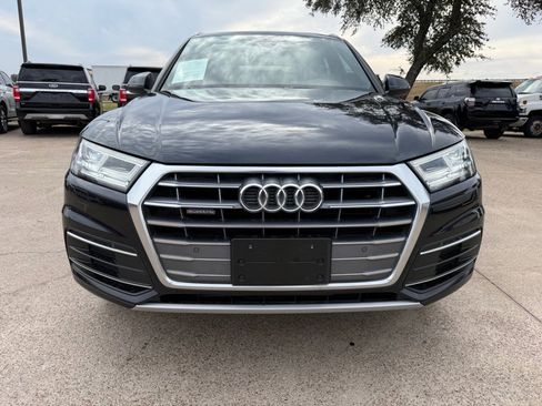 Used 2020 Audi Q5 2.0T Premium Plus w/ Premium Plus Package image 2