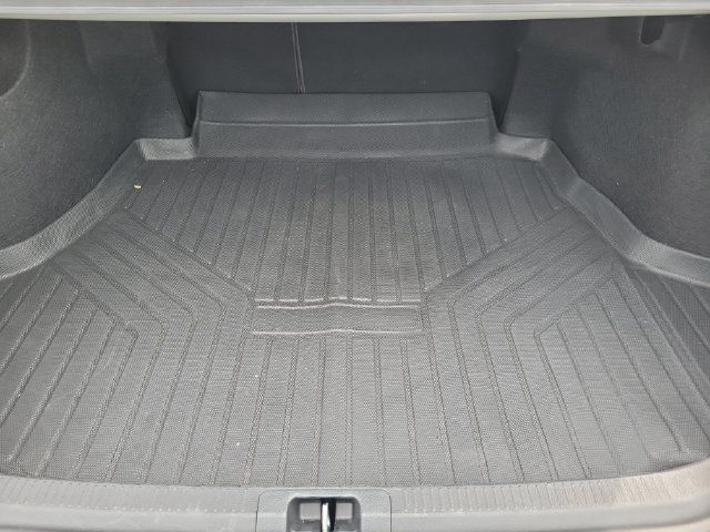 Used 2024 Toyota Camry XSE FWD image 6