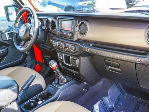 Used 2020 Jeep Wrangler Sport image 14