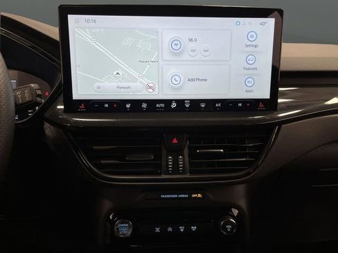 Used 2024 Ford Escape ST-Line w/ Tech Pack #1 image 9