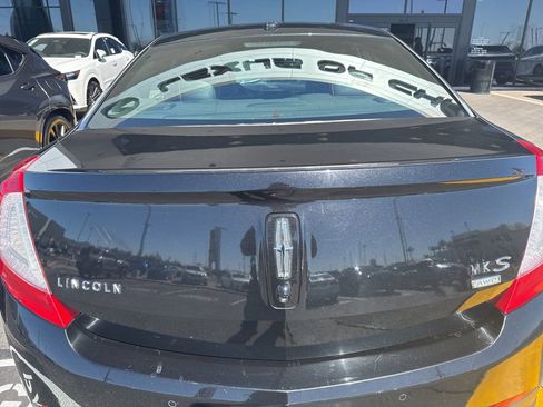 Used 2013 Lincoln MKS AWD image 6