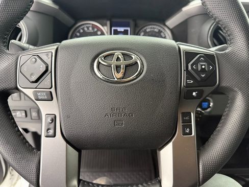 Used 2023 Toyota Tacoma SR5 image 10