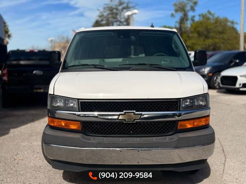 Used 2019 Chevrolet Express 3500 LT w/ LT Preferred Equipment Group image 8