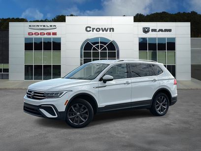 Used 2022 Volkswagen Tiguan SE
