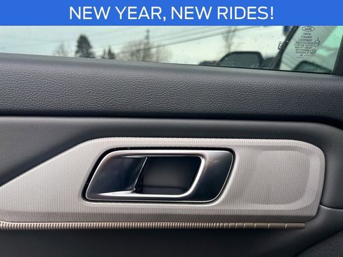 New 2026 Ford Explorer Active image 19