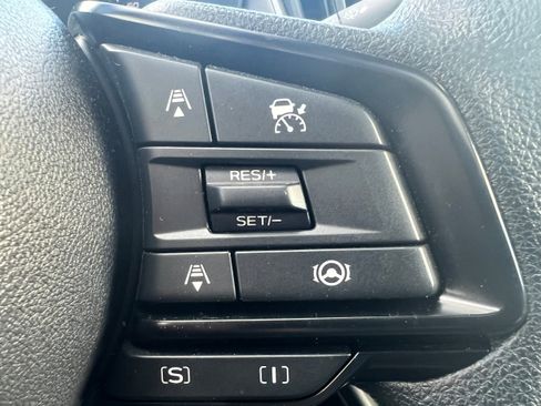 Certified 2025 Subaru Crosstrek 2.0i Premium image 22