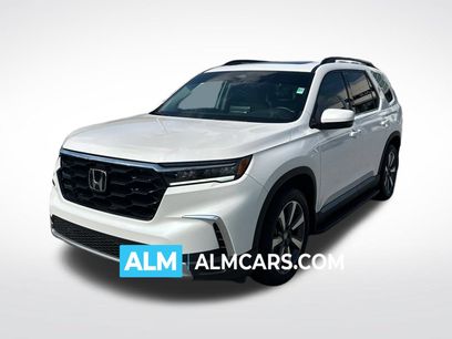 Used 2025 Honda Pilot Touring
