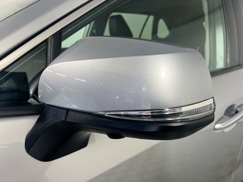 Used 2024 Toyota RAV4 Limited image 13