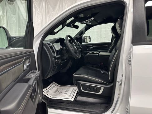 Used 2025 RAM 1500 Laramie image 10