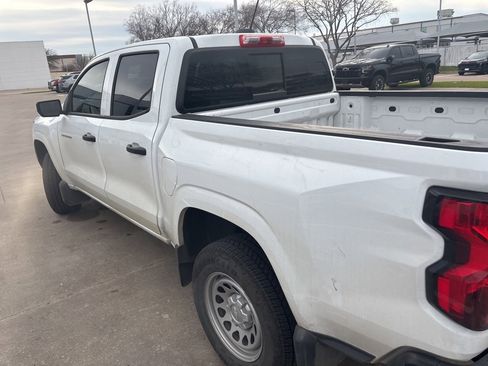 Certified 2025 Chevrolet Colorado W/T image 4