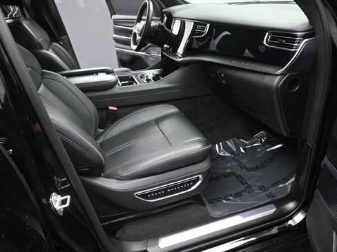 Used 2023 Jeep Grand Wagoneer Series II w/ Quick Order Packagew 28T image 20