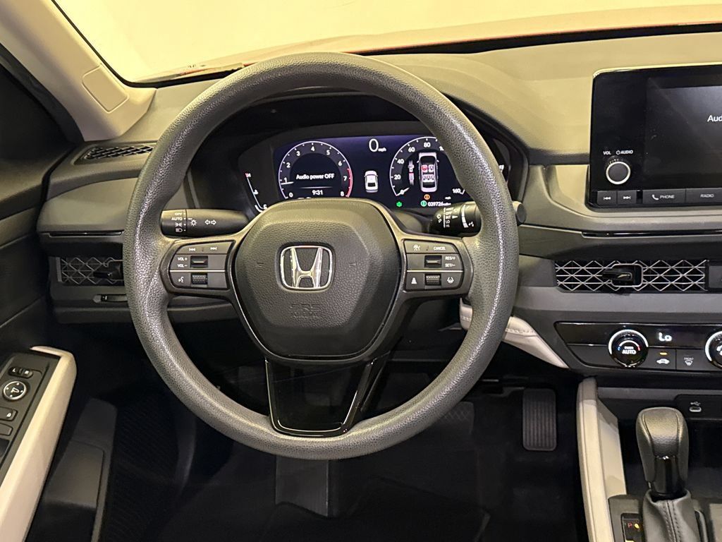 Certified 2023 Honda Accord LX image 13