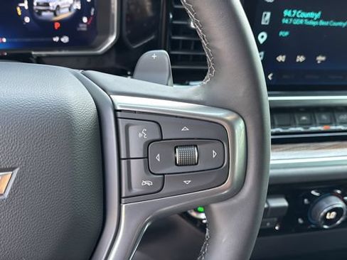 Used 2026 Chevrolet Silverado 1500 LT Trail Boss w/ LPO, Dark Essentials Package AWD/4WD image 23