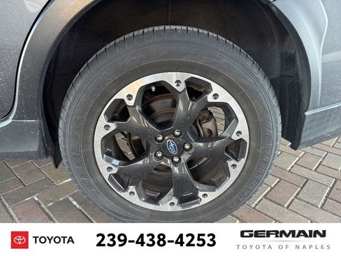 Used 2023 Subaru Crosstrek 2.0i Premium image 14