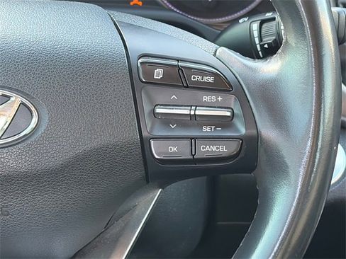 Used 2020 Hyundai Elantra Value Edition w/ Cargo Package (C1) image 17