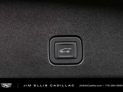 Certified 2025 Cadillac Optiq Luxury 1 AWD/4WD image 31