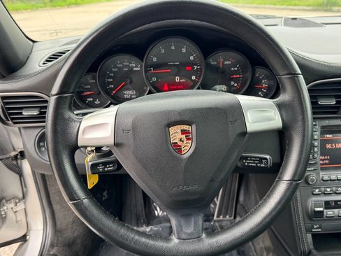 Used 2006 Porsche 911 Carrera 4 image 18