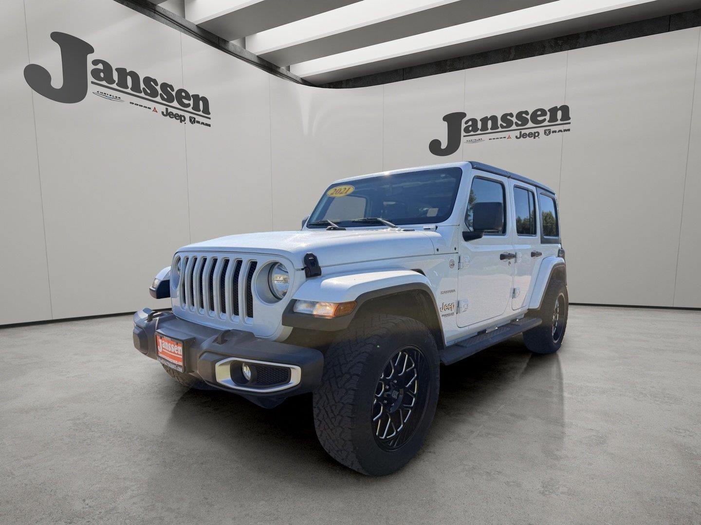 Used 2021 Jeep Wrangler Unlimited Sahara AWD/4WD image 8