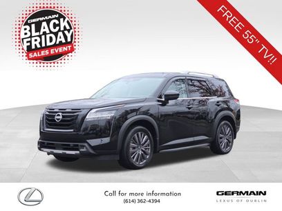 Used 2023 Nissan Pathfinder SL w/ SL Premium Package