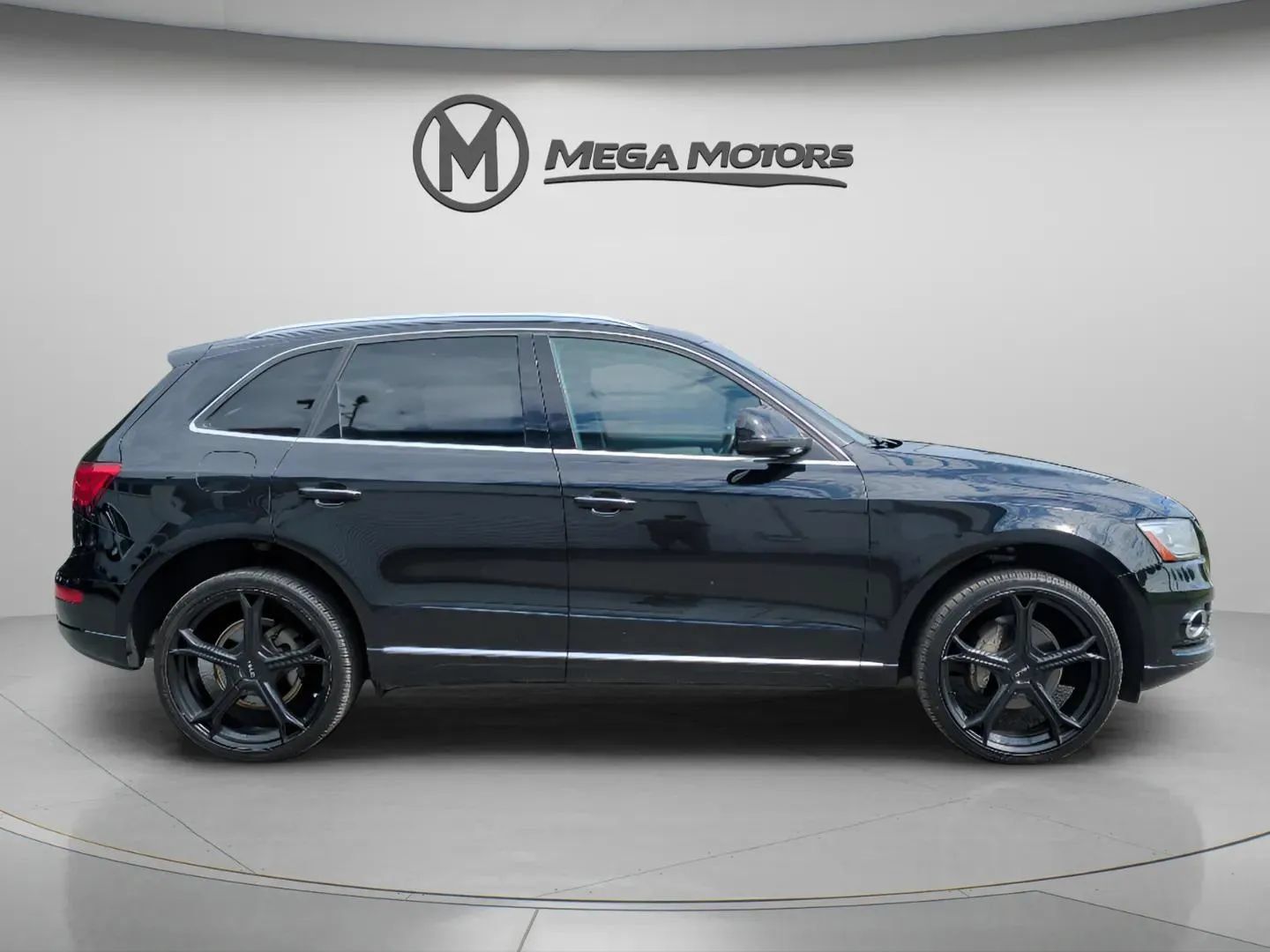 Used 2015 Audi Q5 2.0T Premium Plus AWD/4WD image 9