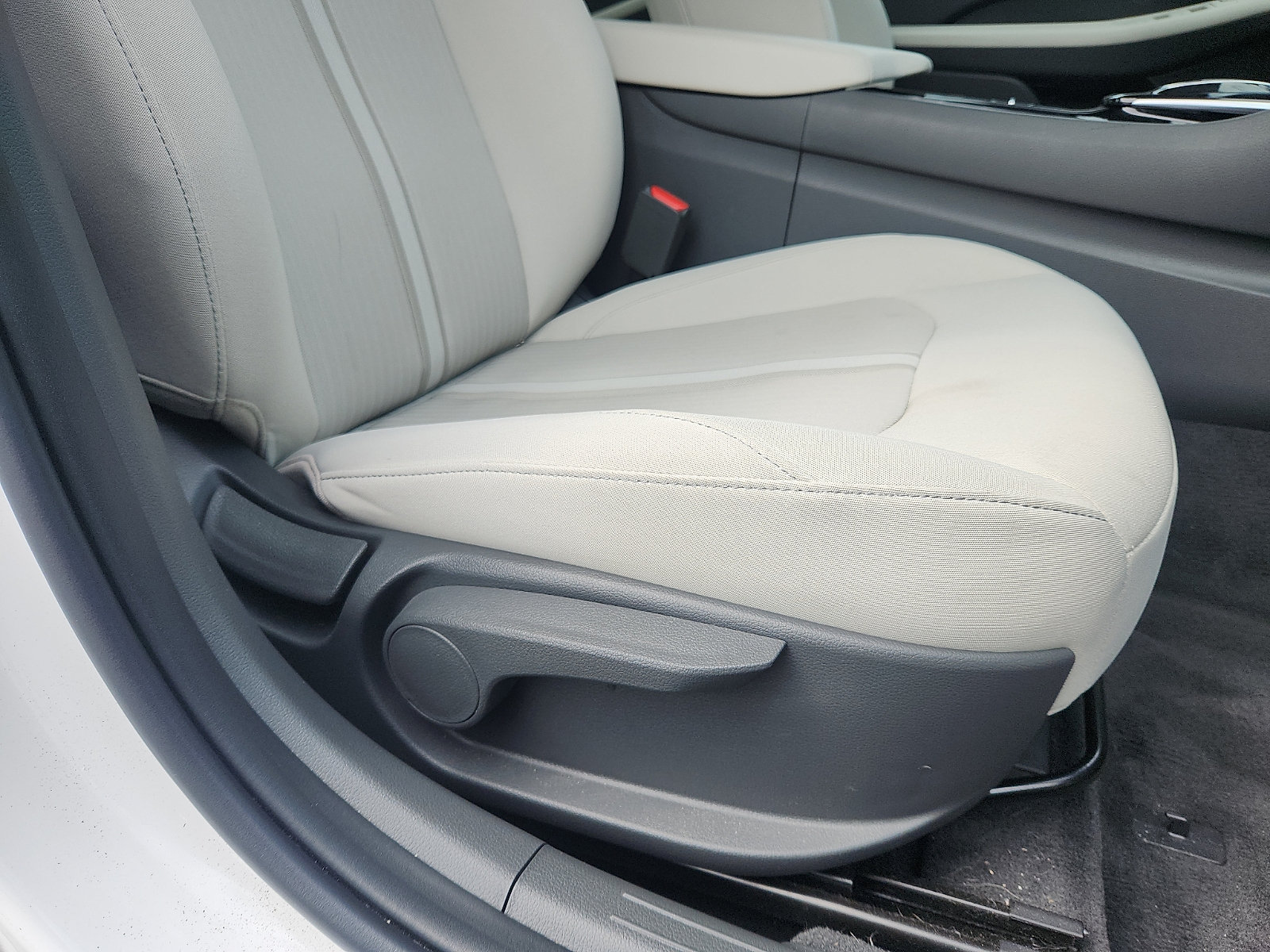 Certified 2023 Hyundai Sonata SEL FWD image 32