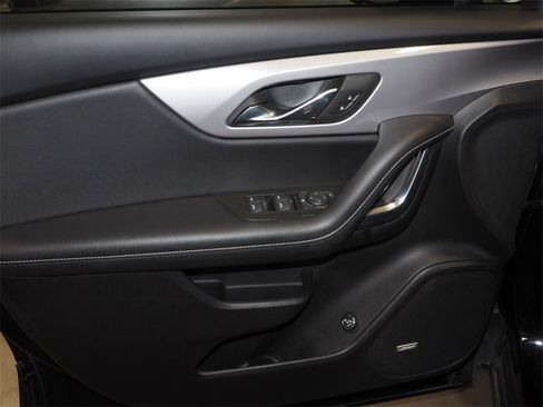 Used 2023 Chevrolet Blazer LT w/ Sound & Technology Package image 7