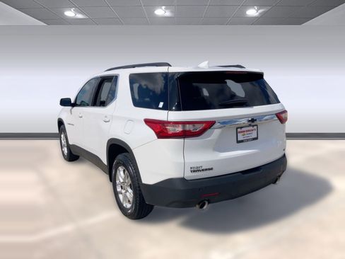 Used 2019 Chevrolet Traverse LT image 3