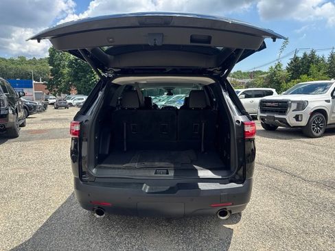 Used 2021 Chevrolet Traverse LT w/ LT Premium Package AWD/4WD image 42