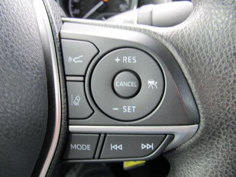 Used 2023 Toyota Camry LE image 48