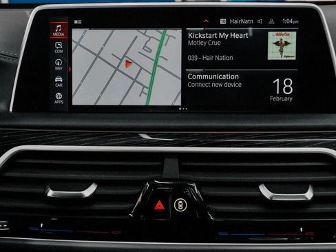 Used 2022 BMW 750i xDrive w/ Executive Package image 24