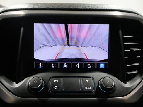 Used 2023 GMC Acadia AT4 w/ Technology Package AWD/4WD image 26